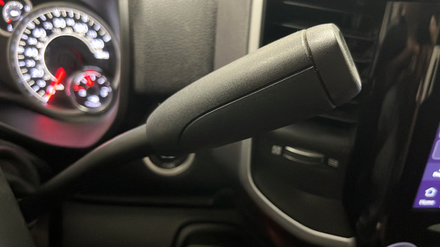 Used 2023 RAM 2500 Big Horn w/ Night Edition AWD/4WD image 18