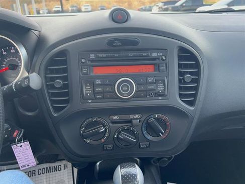 Used 2014 Nissan Juke S image 21