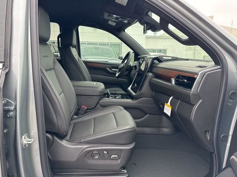New 2026 GMC Yukon XL Denali image 21