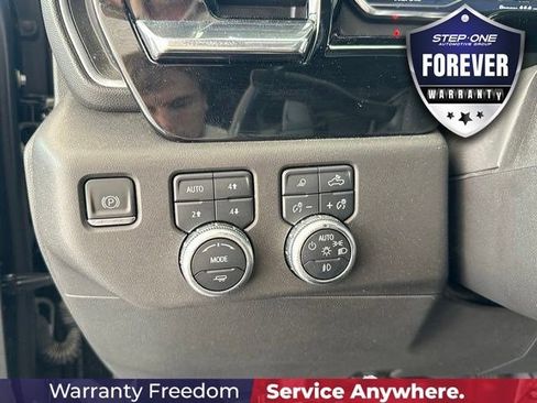 Used 2023 GMC Sierra 1500 SLT w/ SLT Premium Plus Package AWD/4WD image 20