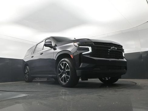 Used 2023 Chevrolet Suburban RST RWD image 27