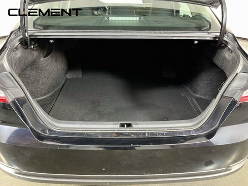 Used 2025 Toyota Camry LE FWD image 9