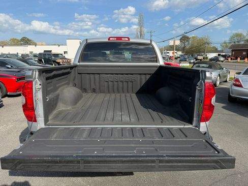 Used 2016 Toyota Tundra SR5 w/ TRD Off Road Package image 12
