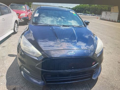 Used 2016 Ford Focus ST FWD image 14