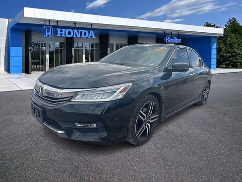 Used 2016 Honda Accord Touring image 1