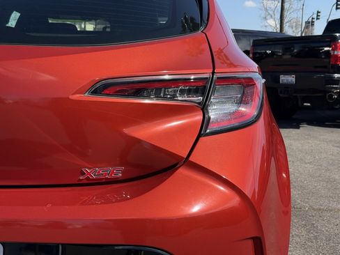 Used 2019 Toyota Corolla XSE image 6