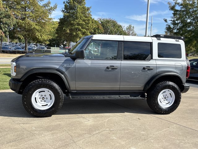 Used 2025 Ford Bronco Heritage Edition AWD/4WD image 11