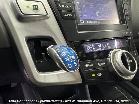 Used 2012 Toyota Prius V Three image 15