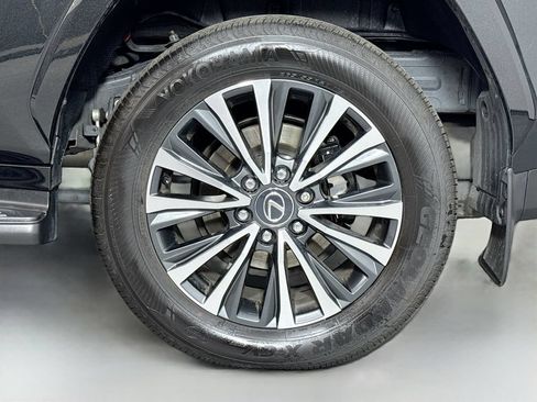 Used 2024 Lexus LX 600 4WD w/ Interior Upgrade Package image 9