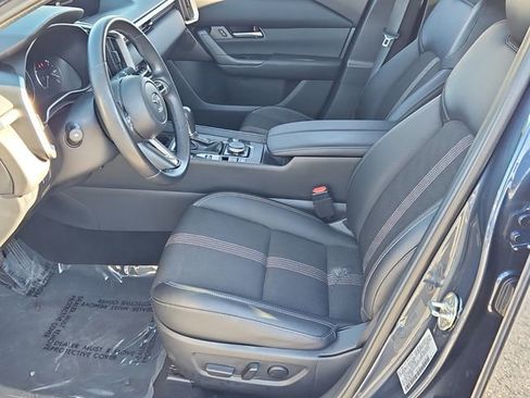 Used 2024 MAZDA CX-50 AWD 2.5 S w/ Premium Package image 11