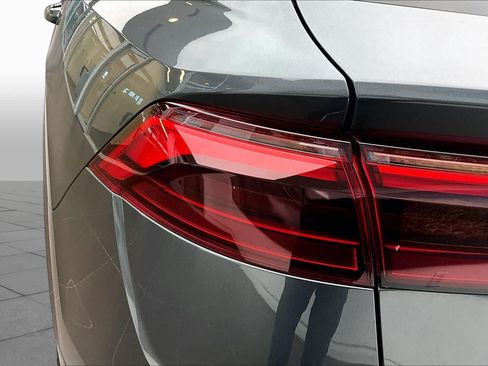 Certified 2025 Audi Q8 Prestige w/ Prestige Package AWD/4WD image 27