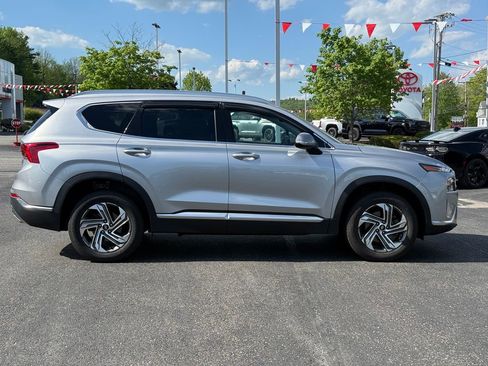 Used 2021 Hyundai Santa Fe SEL w/ Convenience + Premium Package AWD/4WD image 7