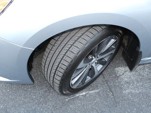 Used 2015 Subaru Legacy 3.6R Limited image 19