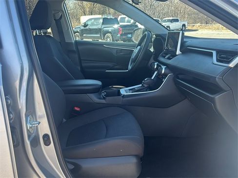 Used 2024 Toyota RAV4 LE image 11