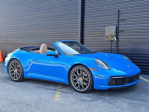Certified 2023 Porsche 911 Carrera RWD image 9
