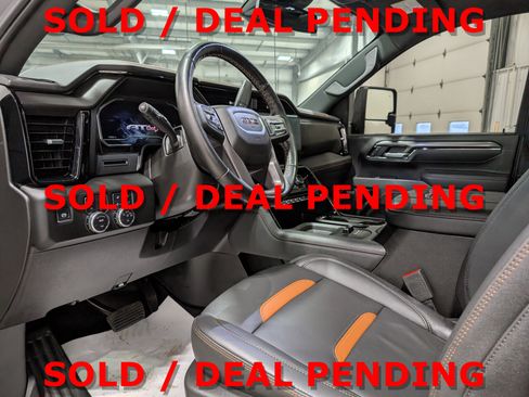 Used 2025 GMC Sierra 3500 AT4 image 16