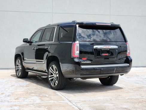 Used 2018 GMC Yukon Denali w/ Denali Ultimate Package AWD/4WD image 5