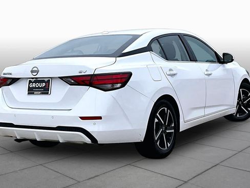 Used 2024 Nissan Sentra SV FWD image 13