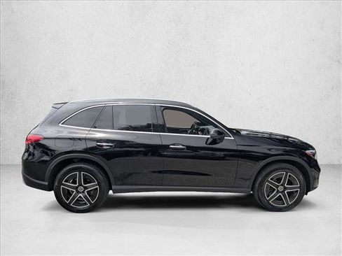 Certified 2026 Mercedes-Benz GLC 300 4MATIC image 4