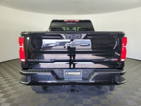 New 2026 Chevrolet Silverado 2500 ZR2 AWD/4WD image 5