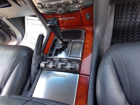 Used 2008 Lexus LX 570 4WD image 28