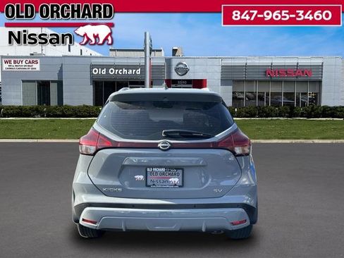 Used 2022 Nissan Kicks SV FWD image 6