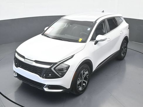 Used 2025 Kia Sportage EX FWD image 47