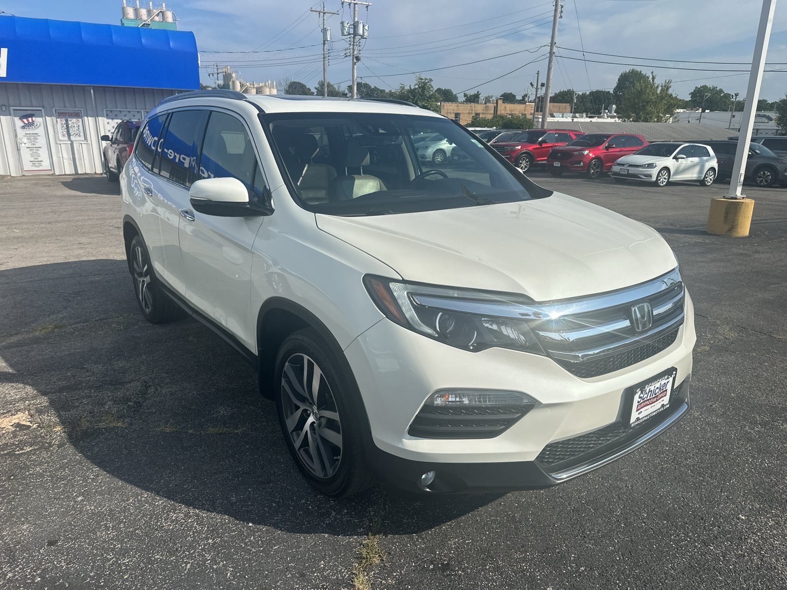 Used 2017 Honda Pilot Elite image 3