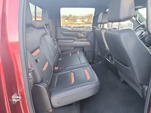 Used 2023 GMC Sierra 1500 AT4 w/ AT4 Premium Package AWD/4WD image 10