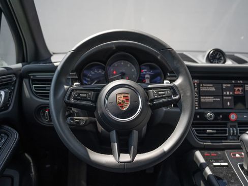 Used 2026 Porsche Macan S AWD/4WD image 23