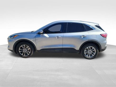 Used 2021 Ford Escape SE image 5