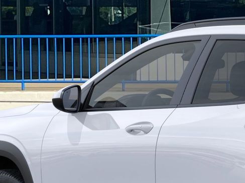 New 2026 Chevrolet Trax LT w/ Driver Confidence Package image 12