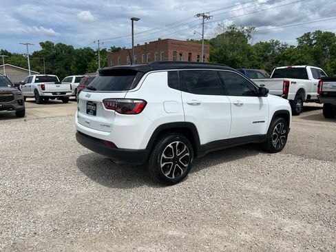 Used 2022 Jeep Compass Limited AWD/4WD image 8