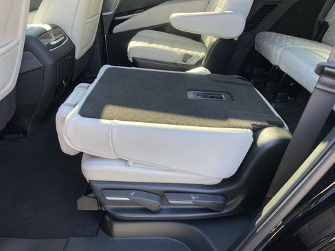 Used 2026 Cadillac Escalade V image 48