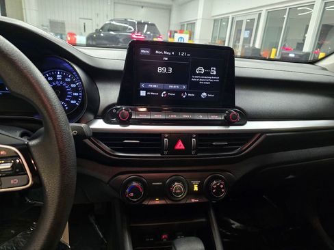 Used 2023 Kia Forte LXS FWD image 21