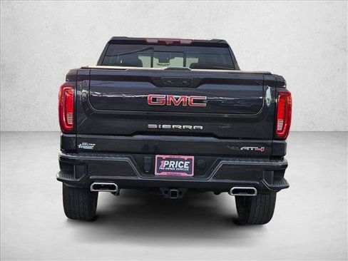 Used 2023 GMC Sierra 1500 AT4 w/ AT4 Premium Package AWD/4WD image 8