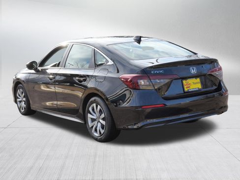 Used 2025 Honda Civic LX image 5