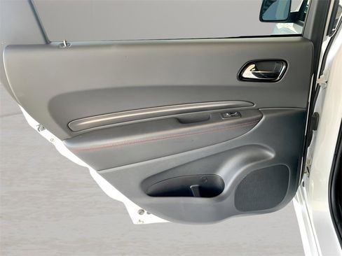 Used 2024 Dodge Durango GT image 17