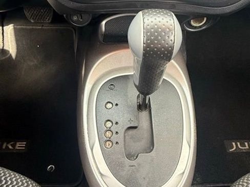 Used 2015 Nissan Juke S image 25