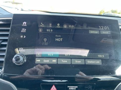 Used 2019 Honda Pilot EX-L image 29