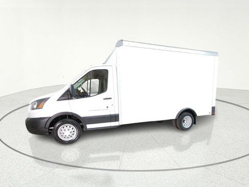 Used 2023 Ford Transit 350 DRW image 4