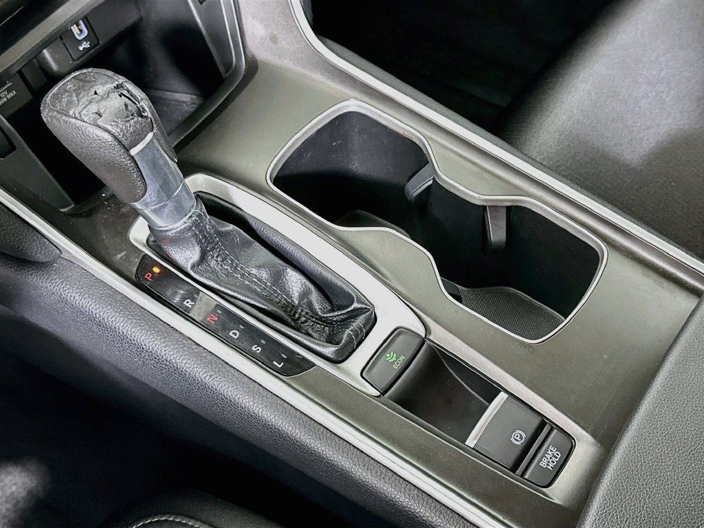Certified 2019 Honda Accord LX image 16