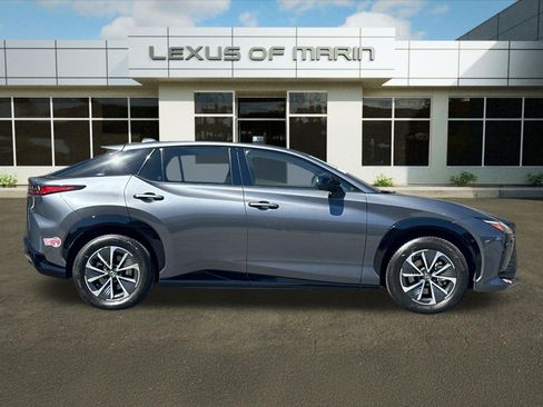 Certified 2023 Lexus RZ 450e Premium w/ Technology Package AWD/4WD image 8
