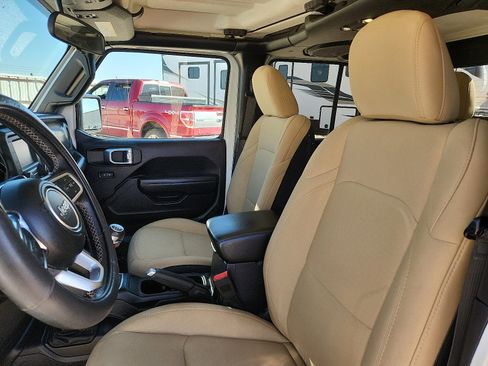 Used 2020 Jeep Gladiator Sport w/ Quick Order Package 23S image 12