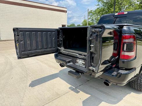 Used 2022 RAM 1500 Laramie AWD/4WD image 15