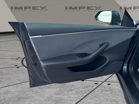 Used 2025 Tesla Model 3 Long Range RWD image 22