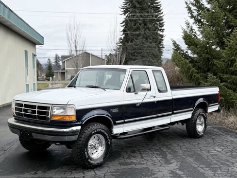 Used 1993 Ford F250 XLT 2dr 4WD Extended Cab LB HD image 4