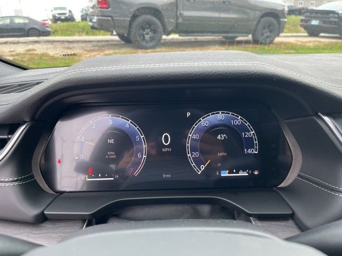 New 2025 Jeep Grand Cherokee Limited image 21