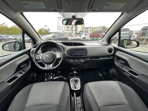 Used 2015 Toyota Yaris LE FWD image 10