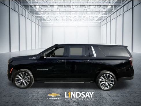New 2026 Chevrolet Suburban High Country AWD/4WD image 6